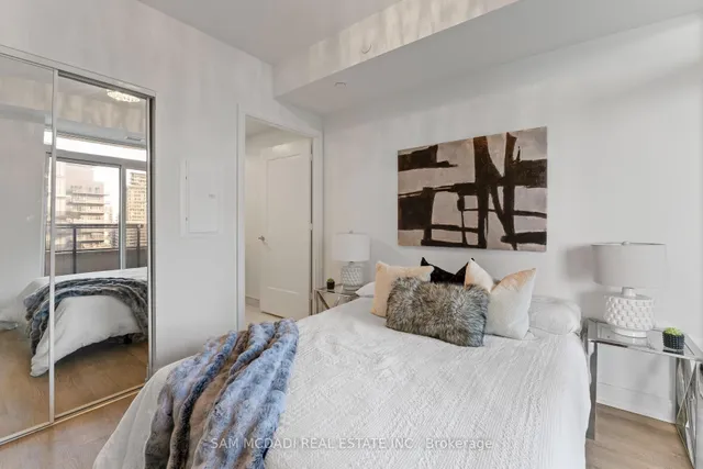 Additional image 22 of 65 Annie Craig Dr Unit 1405