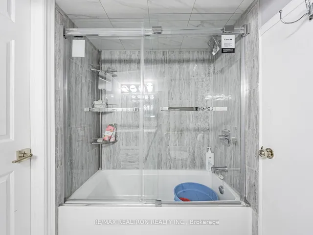 Additional image 22 of 25 Chandler Dr