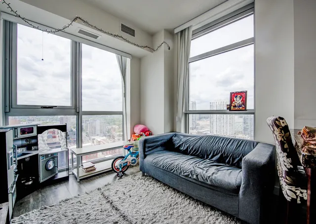 Additional image 7 of 60 Frederick St Unit 1809