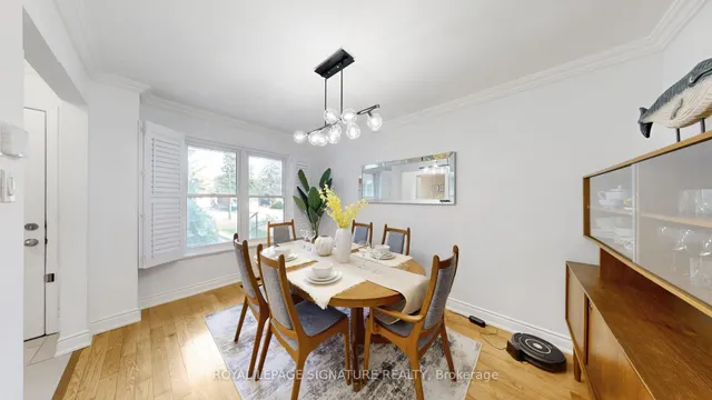 Additional image 5 of 26 Holmbush Cres