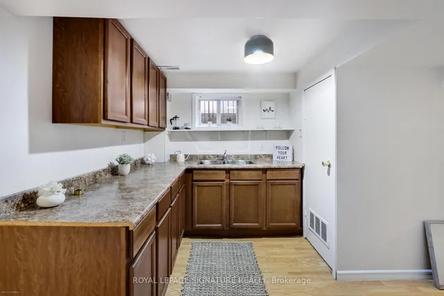 Additional image 28 of 398 Annette St