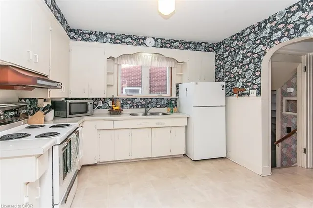 Additional image 15 of 260 Cameron St