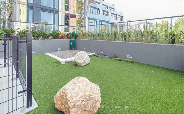 Additional image 26 of 2020 Bathurst St Unit 1615