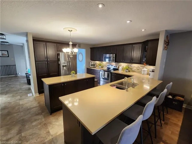 Additional image 7 of 501 Isaiah Cres