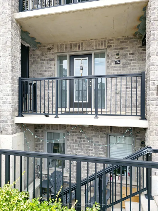 Additional image 2 of 1989 Ottawa St Unit 18A