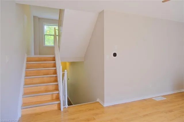 Additional image 9 of 59 Mooregate Cres