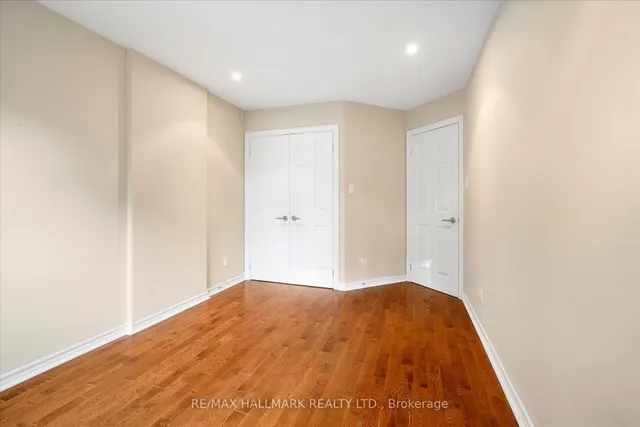 Additional image 34 of 107 Wineva Ave