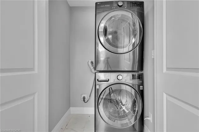 Additional image 22 of 121 Hollybrook Trail