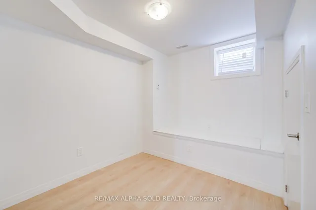 Additional image 9 of 45 Thomas Mulholland Dr Unit 3