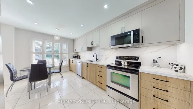 Additional image 11 of 16 Magdalena Crt