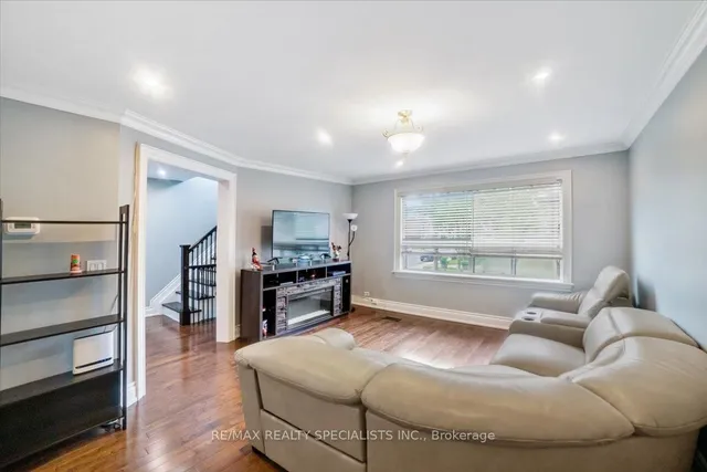 Additional image 4 of 26 Edinborough Crt