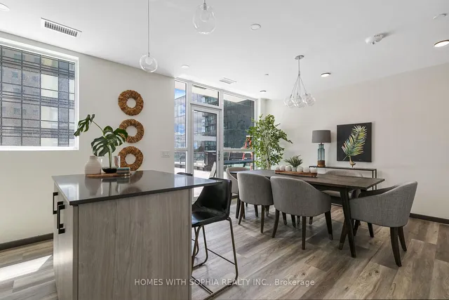 Additional image 5 of 104 Garment St Unit 2109