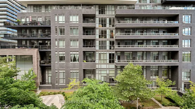 Additional image 43 of 59 Annie Craig Dr Unit 312