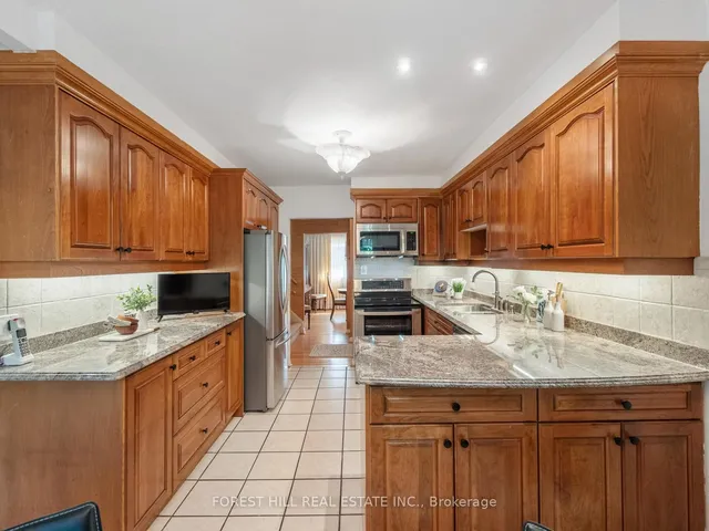 Additional image 11 of 16 Oldborough Circ