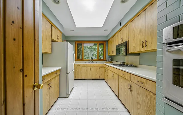 Additional image 12 of 15 Artinger Crt