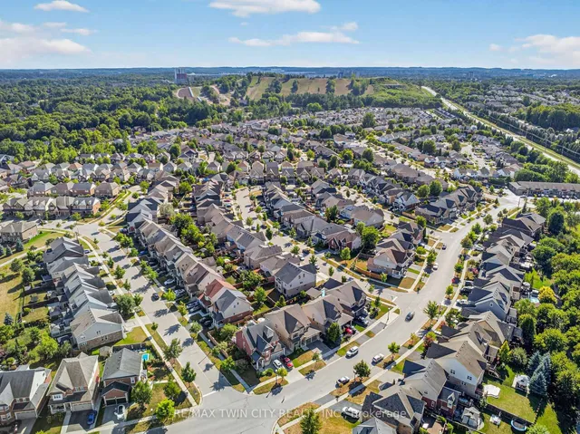 Additional image 43 of 52 Tremaine Dr