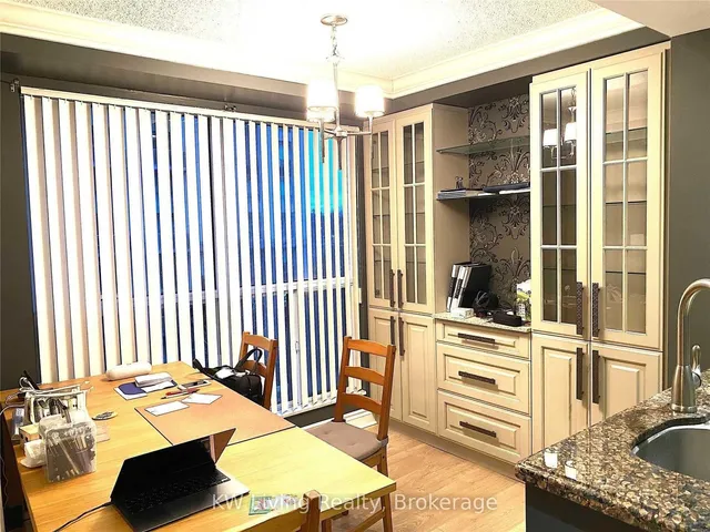 Additional image 4 of 28 Hollywood Ave Unit 411