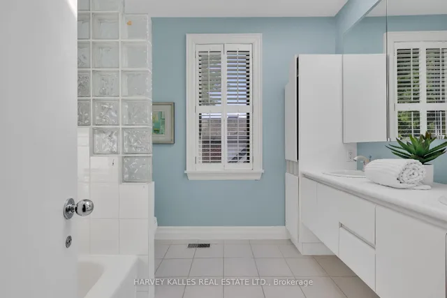 Additional image 35 of 99 Bideford Ave