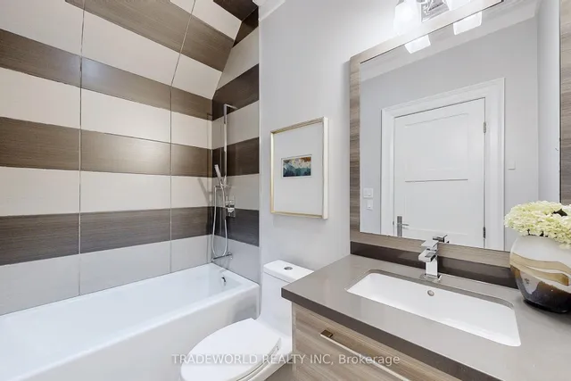 Additional image 32 of 122 Parkview Ave