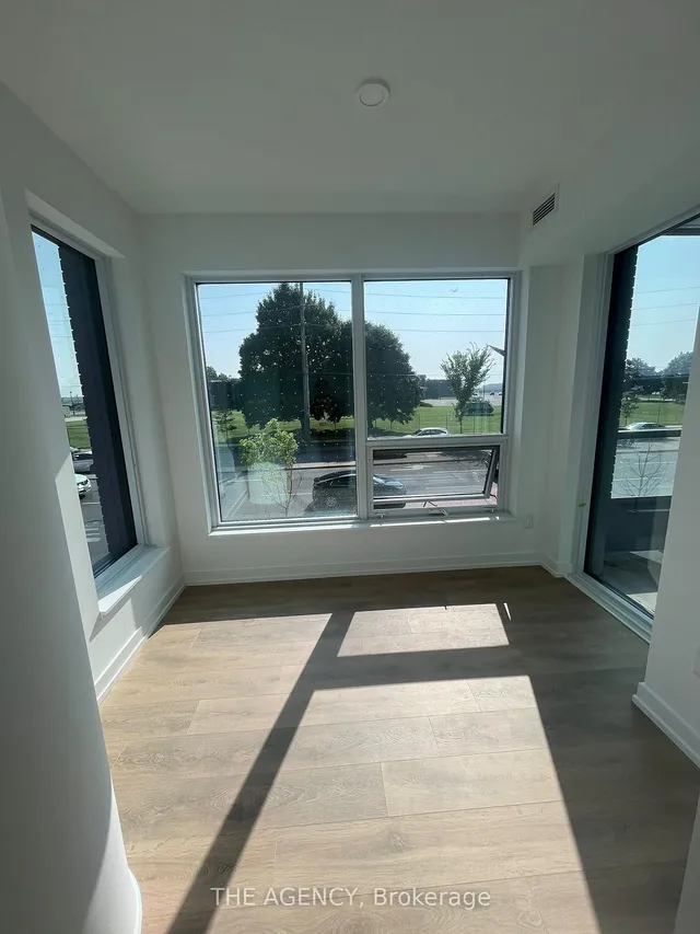 Additional image 10 of 1100 Sheppard Ave Unit 215