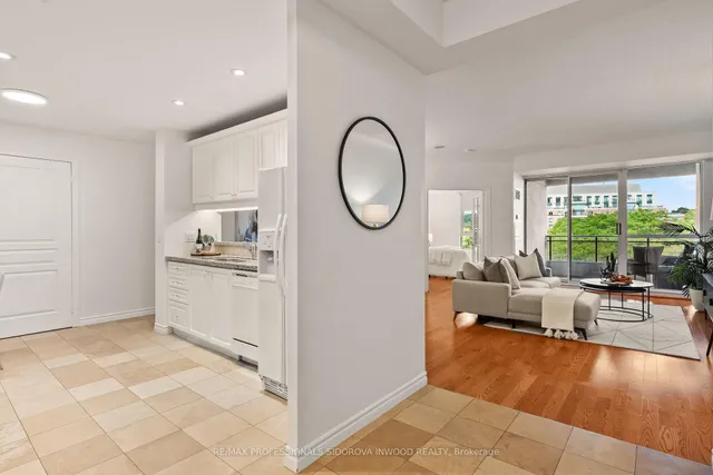 Additional image 4 of 2662 Bloor St Unit 507