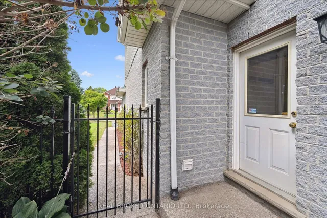 Additional image 43 of 18 Pearwood Crt