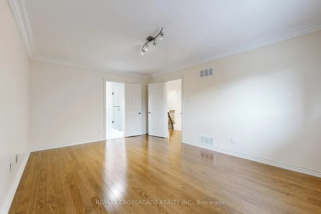 Additional image 26 of 58 Cosmic Dr