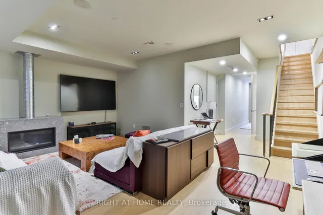 Additional image 17 of 18 Mitchell Ave