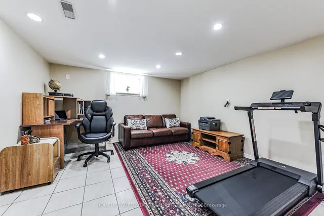 Additional image 46 of 3987 Bloor St
