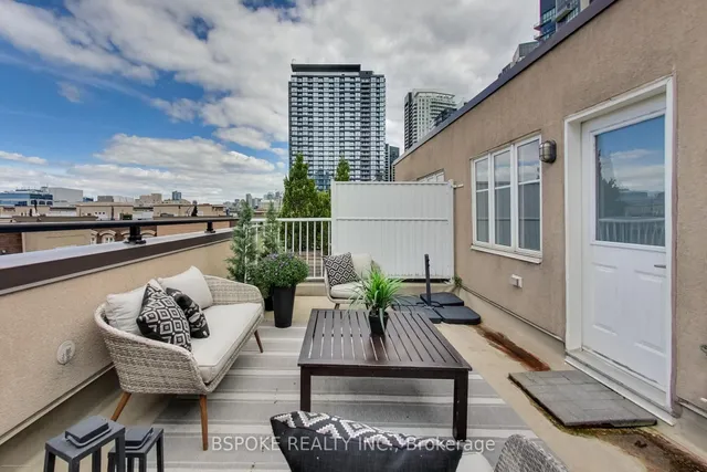 Additional image 20 of 54 East Liberty St Unit 1030