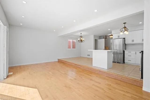 Additional image 16 of 51 Peach Blossom Cres