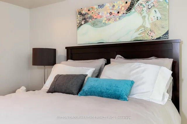 Additional image 22 of 550 Queens Quay Unit 126