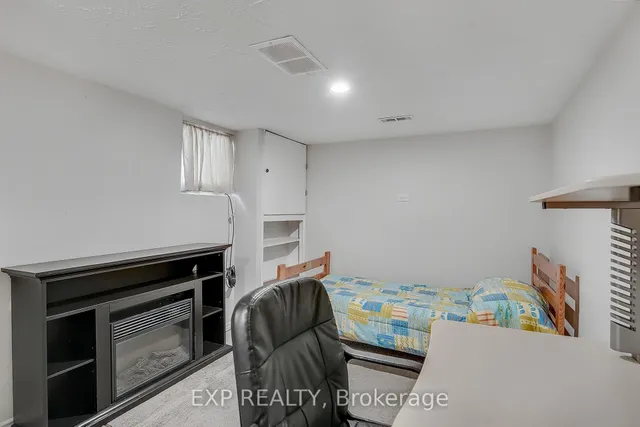 Additional image 22 of 30 Troy St