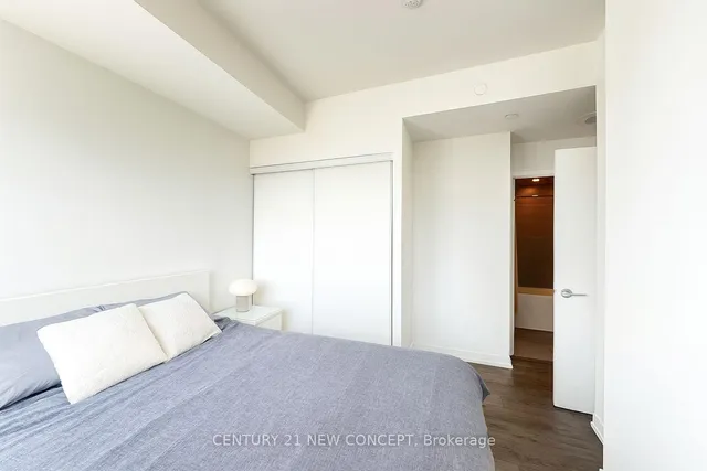 Additional image 10 of 270 Dufferin St Unit 608