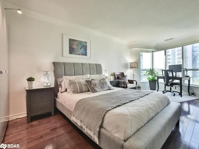 Additional image 17 of 2111 Lake Shore Blvd Unit 719