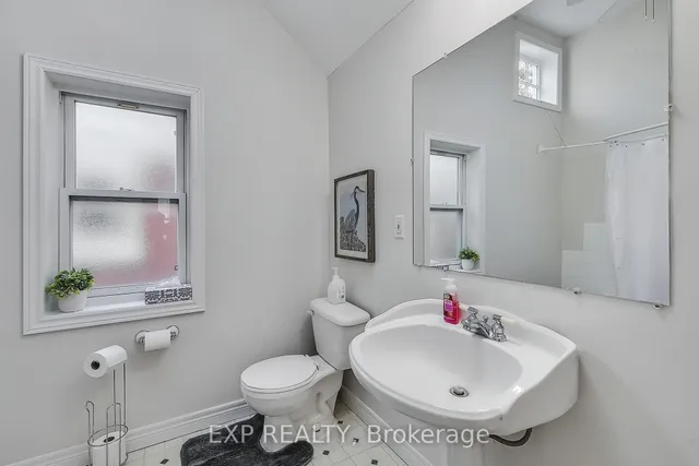 Additional image 17 of 30 Troy St