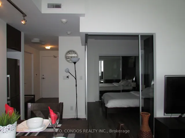 Additional image 13 of 12 York St Unit 1901
