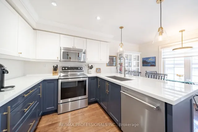 Additional image 5 of 1111 Avenue Rd Unit 205