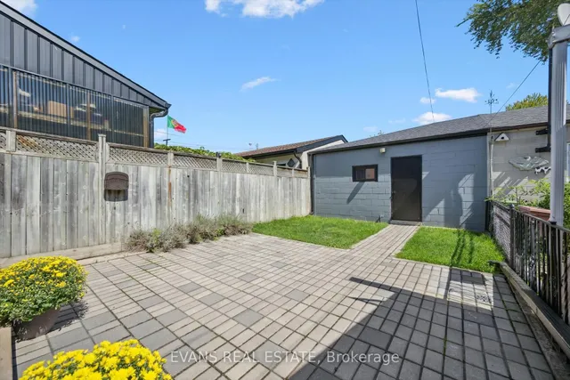 Additional image 20 of 25 Uxbridge Ave