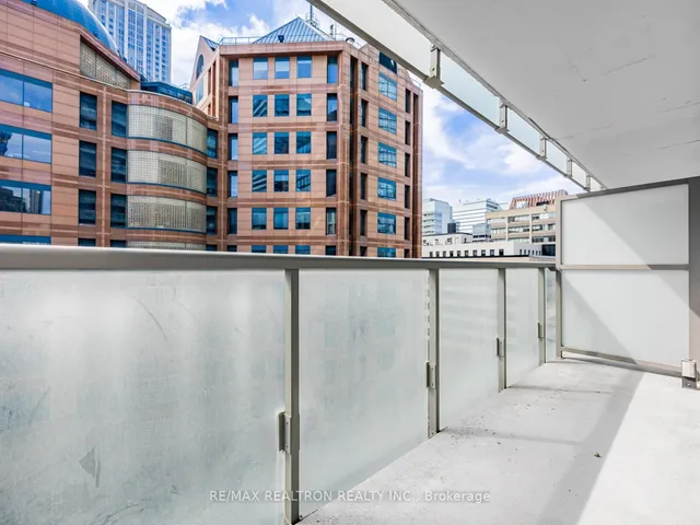 Additional image 36 of 38 Grenville St Unit 707