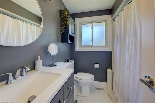 Additional image 23 of 73 Overlea Dr