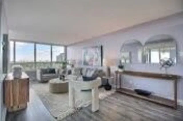 Additional image 4 of 150 Alton Towers Circ Unit 1611