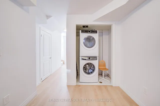 Additional image 10 of 45 Thomas Mulholland Dr Unit 3