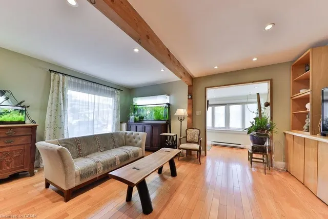 Additional image 8 of 39 Twenty Fourth St