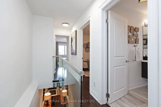 Additional image 19 of 242 Springdale Blvd