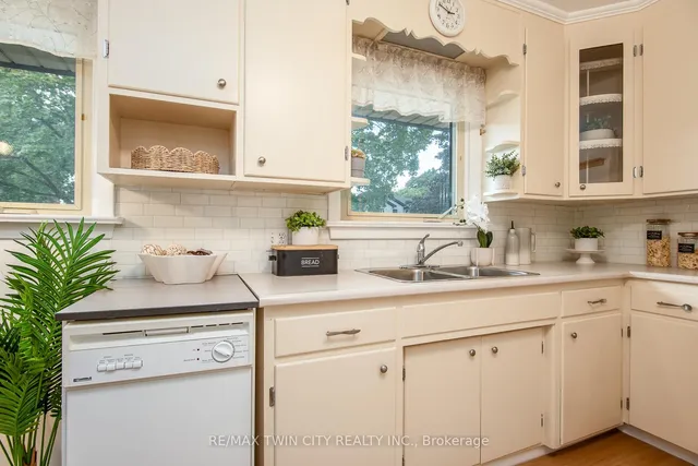 Additional image 25 of 148 Siebert Ave