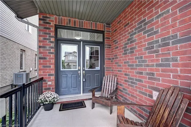 Additional image 5 of 72 Helena Feasby St