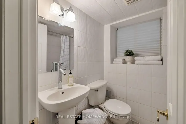 Additional image 29 of 27 Normandy Blvd