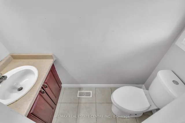 Additional image 7 of 244 Activa Ave