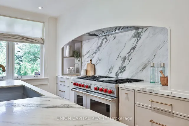 Additional image 13 of 16 Lytton Blvd